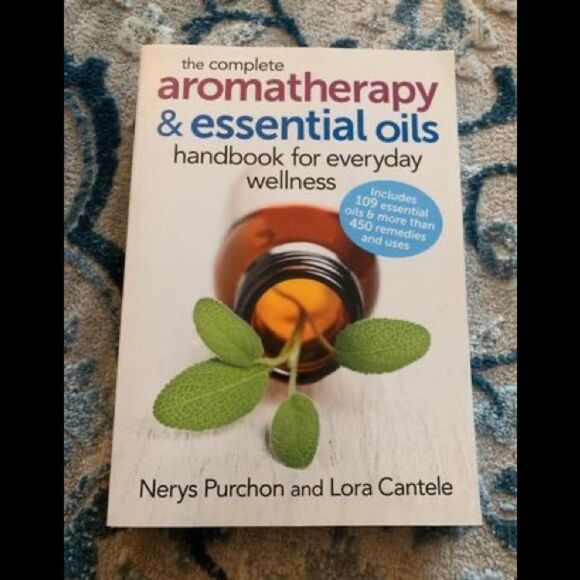 😊3/$30 NEW The Complete Aromatherapy & Essential Oils Handbook for Wellness - Picture 9 of 9
